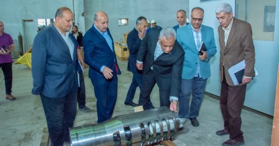 وزير الدولة للإنتاج الحربي يتفقد إنتاج المدافع والأسلحة بمصنع 100 الحربي