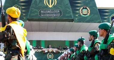 الحرس  الثوري: السفن الأمريكية ستلقى مصير القواعد العسكرية بالمنطقة