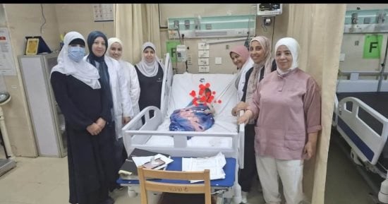 إنقاذ طفل عمره 10 أشهر بعد ابتلاع قطعة لحم وانسداد مجرى التنفس في دمياط