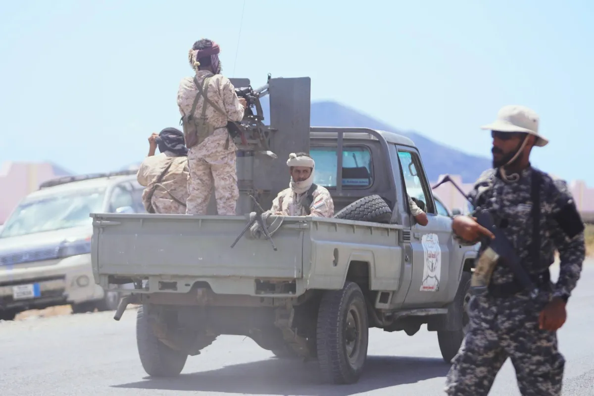 فجر اليمن يزعزع دويلة الحوثيين