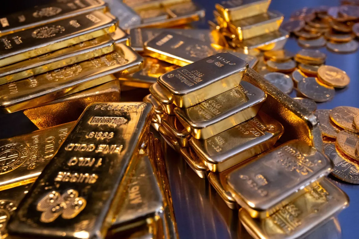الذهب يرتفع قليلا ترقبا لبيانات الوظائف الأميركية