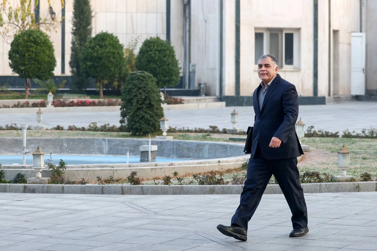 وزير النفط الإيراني يستقيل... وبزشكيان يعين قائما بالأعمال