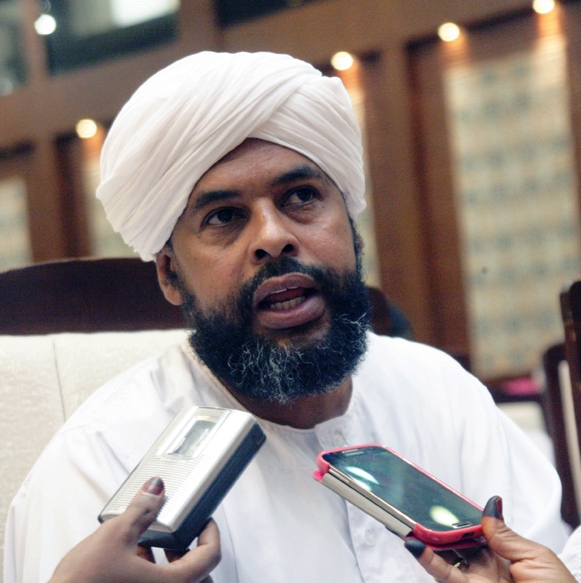بالفيديو.. الشيخ محمد هاشم الحكيم: اتركوا السافنا لربه يحكم في صدقه