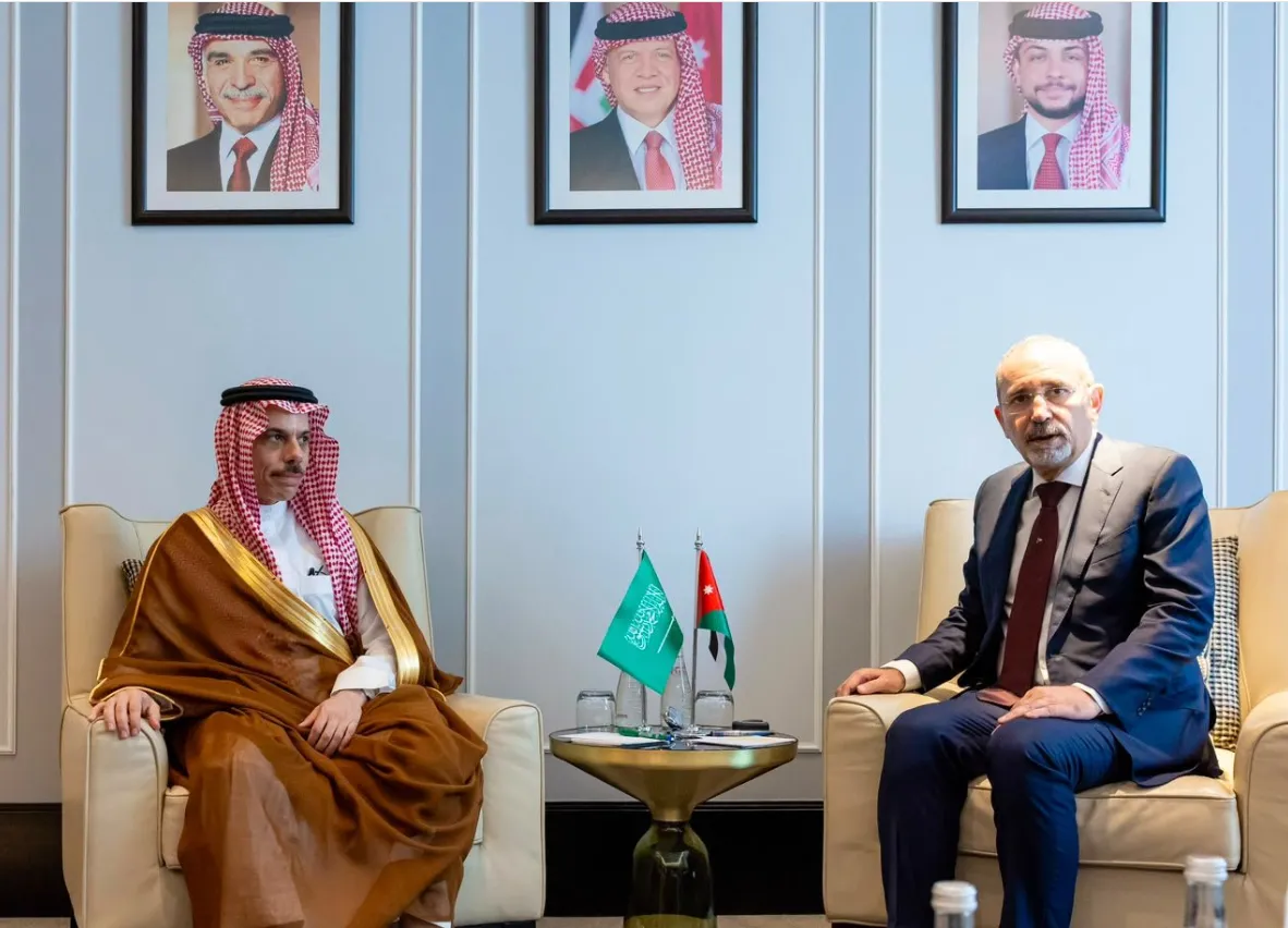 وزيرا خارجية السعودية والأردن يبحثان تطورات الأوضاع في الضفة الغربية وغزة