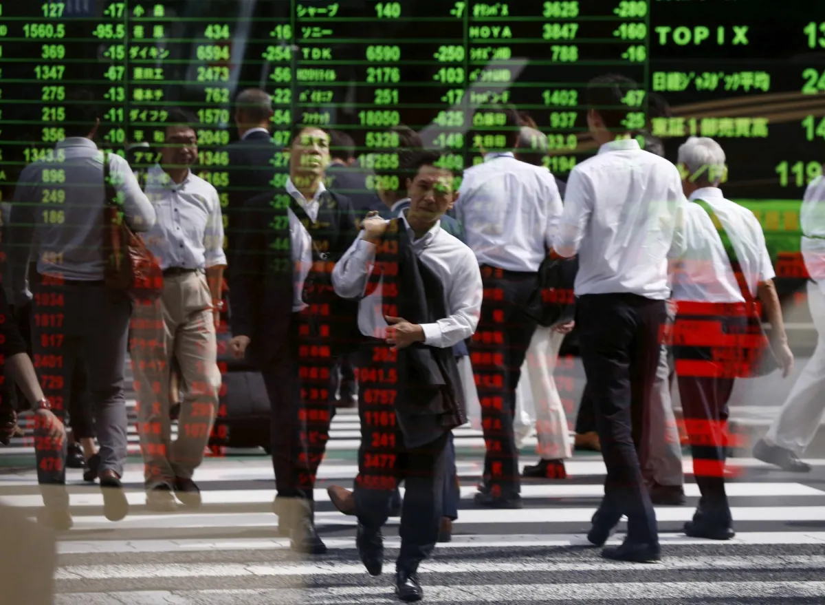 الأسهم اليابانية تنهي أسبوعا متقلبا بخسائر محدودة