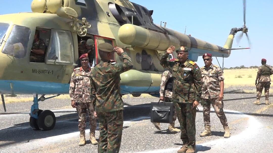 قائد الجيش يصل الحدود الشرقية تفاصيل  